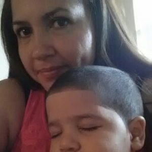 Meet your Posher, Claudia